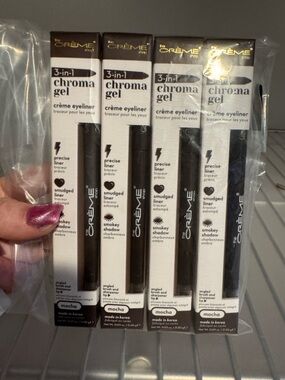 #40 4 MOCHA THE CREME SHOP EYELINERS